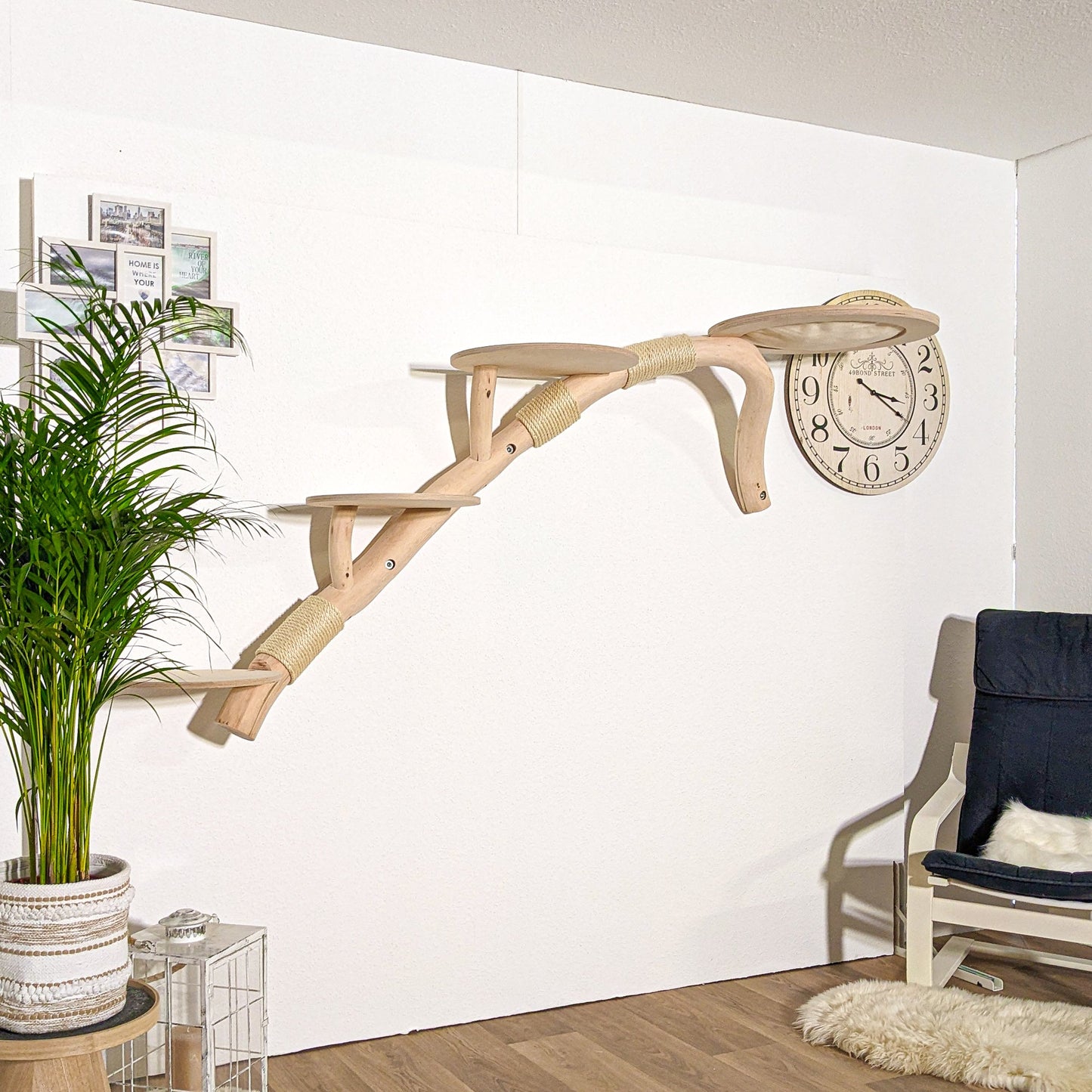 Wall-Mounted Natural Cat Tree 215 cm Length Cat Tree Natural Wood Design