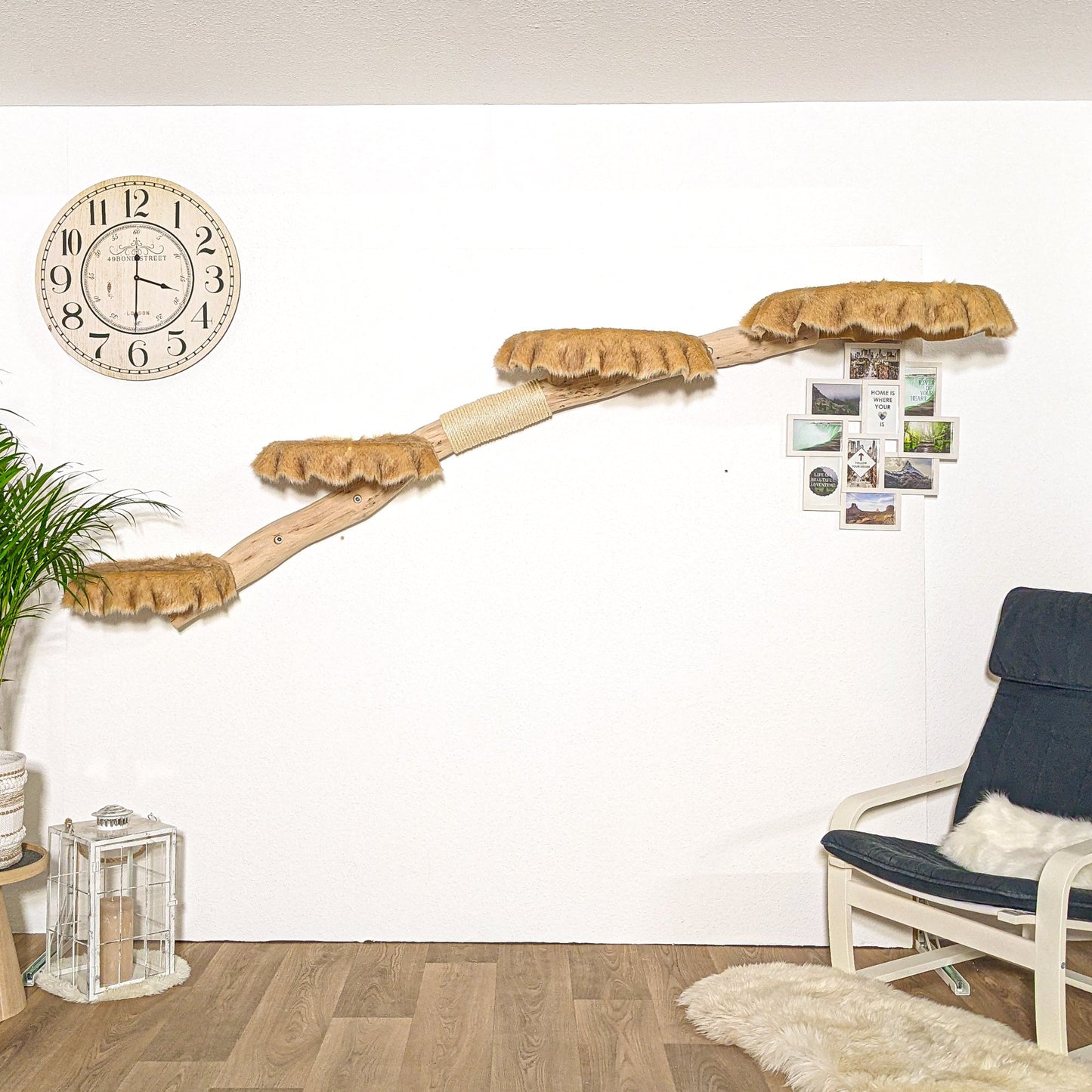 Wall-Mounted Natural Cat Tree 240 cm Length Cat Tree Natural Wood Design