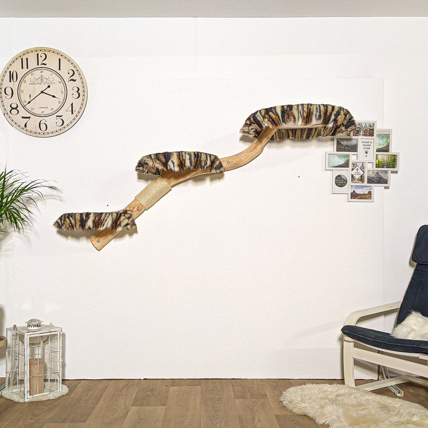 Wall-Mounted Natural Cat Tree 183 cm Length Cat Tree Natural Wood Design