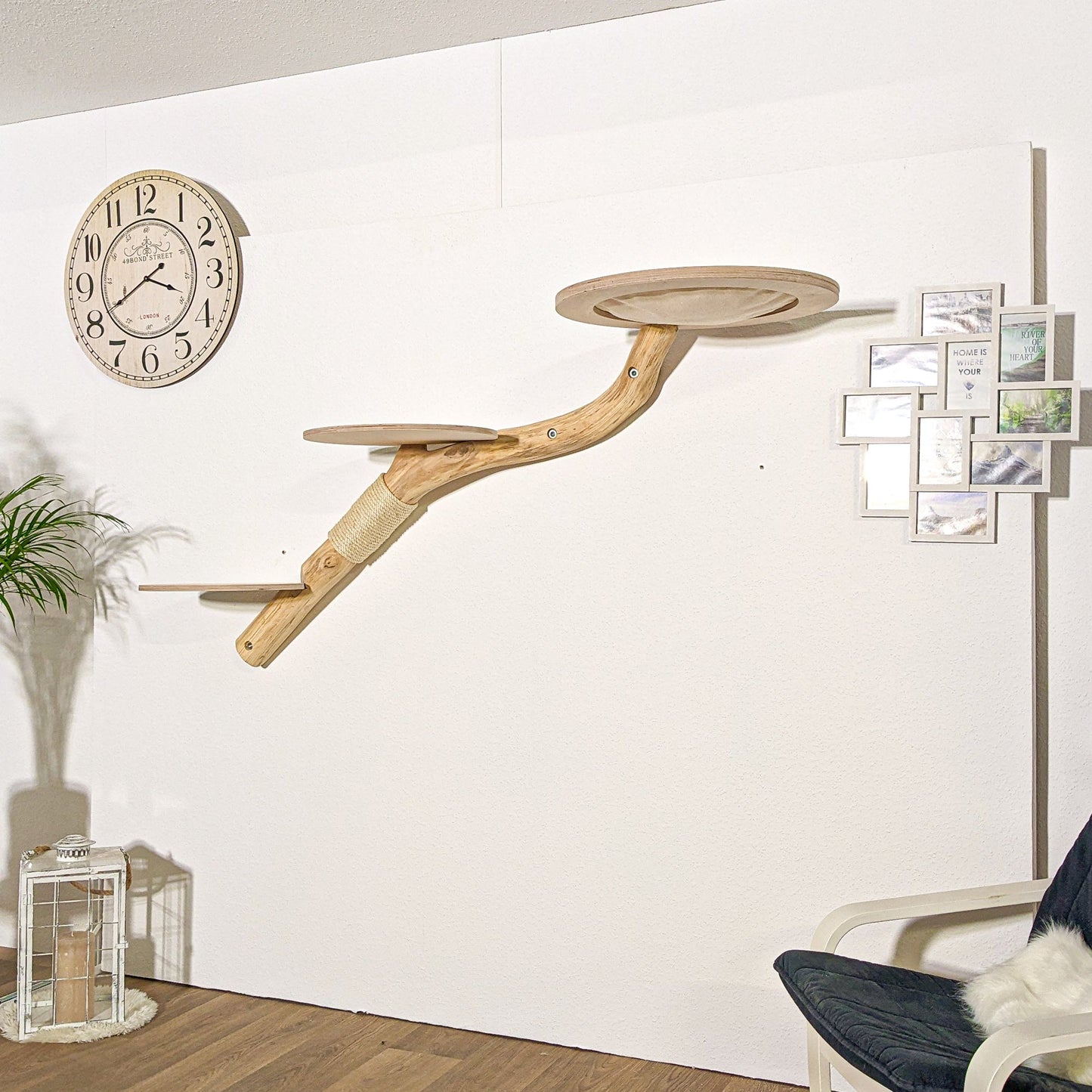 Wall-Mounted Natural Cat Tree 183 cm Length Cat Tree Natural Wood Design