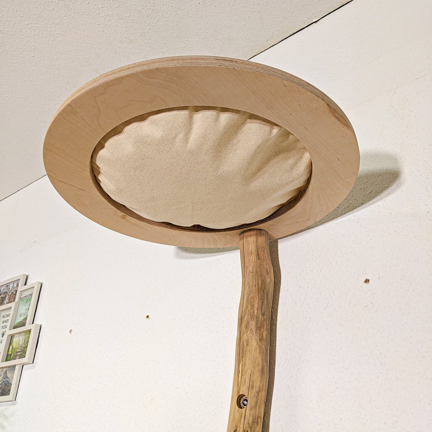 Wall-Mounted Cat Tree 143 cm Height Cat Tree Natural Wood Design