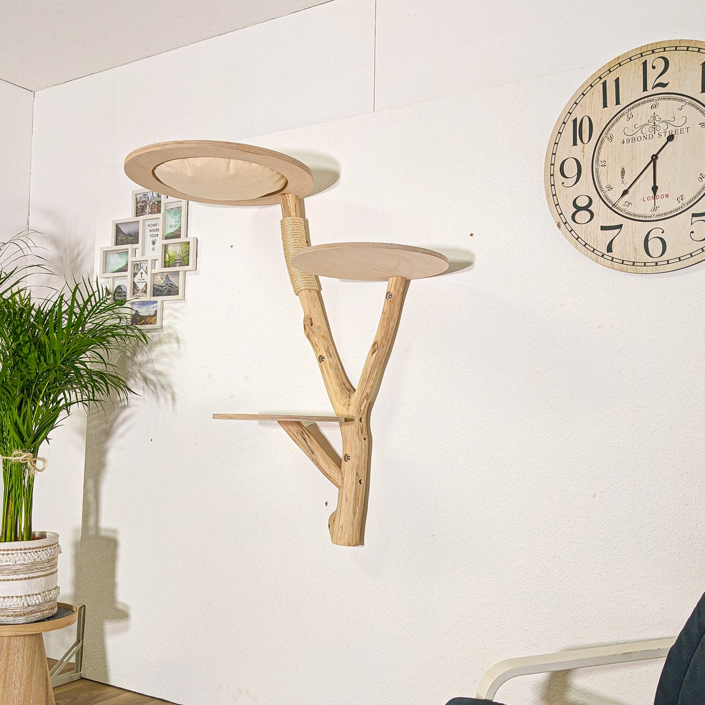 Wall-Mounted Natural Cat Tree 115 cm Height Cat Tree Natural Wood Design