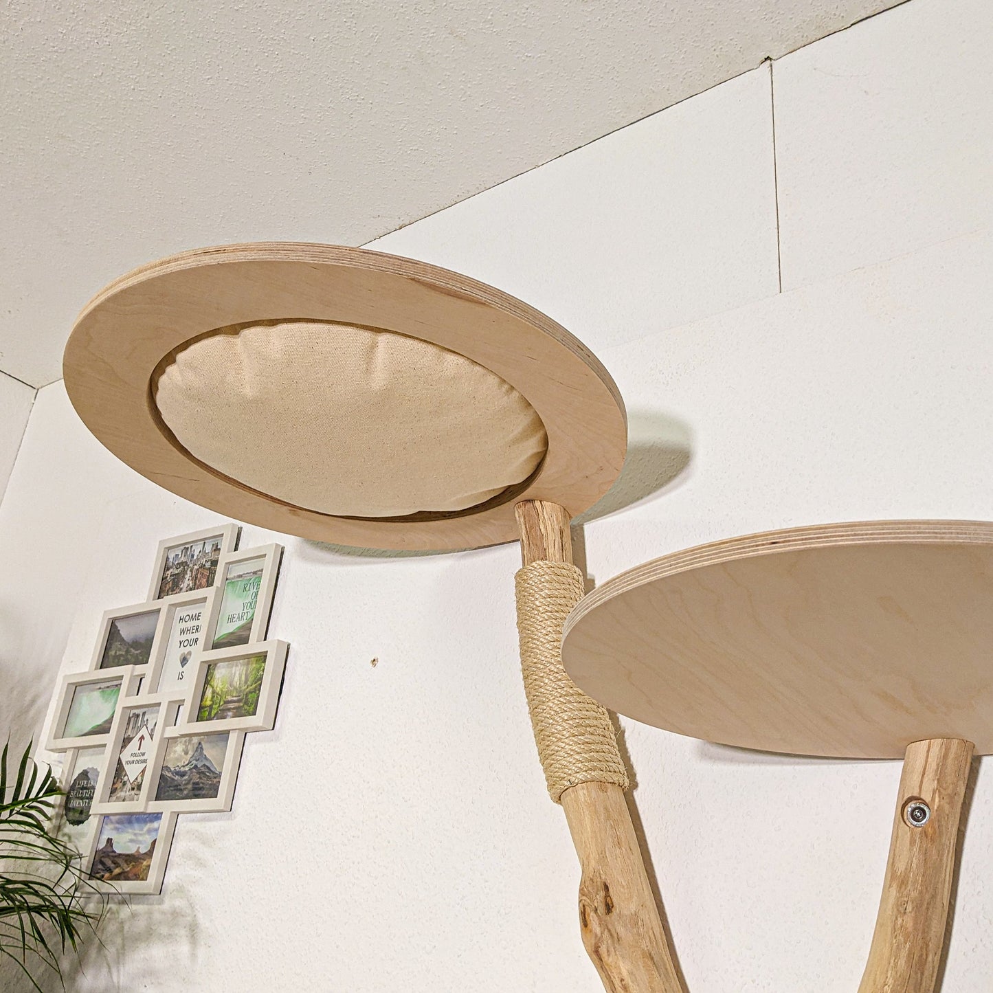 Wall-Mounted Natural Cat Tree 115 cm Height Cat Tree Natural Wood Design