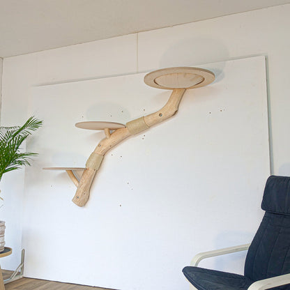 Wall-Mounted Cat Tree 162 cm Length Cat Tree Natural Wood Design