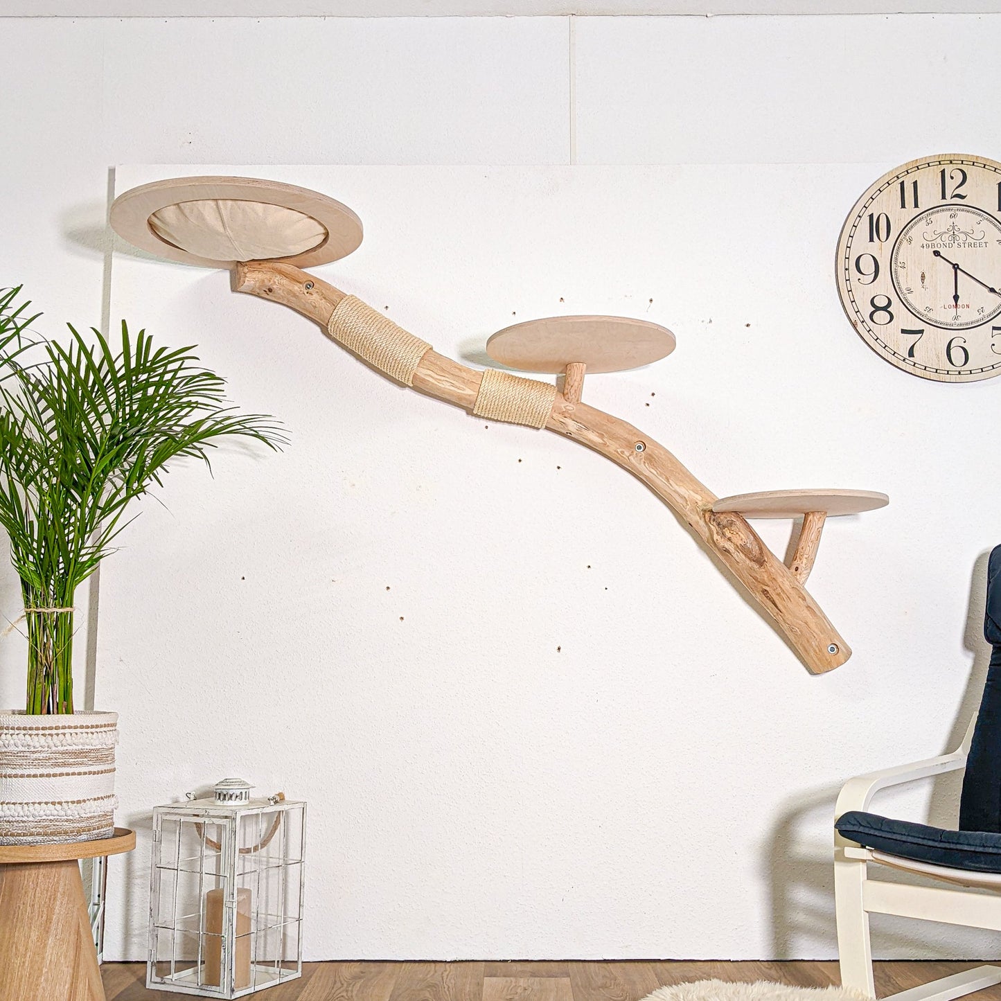 Wall-Mounted Natural Cat Tree 180 cm Length Cat Tree Natural Wood Design